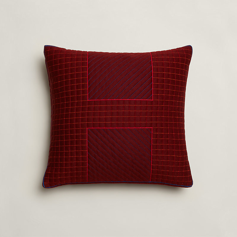 H Quadrille pillow | Hermès Hong Kong SAR